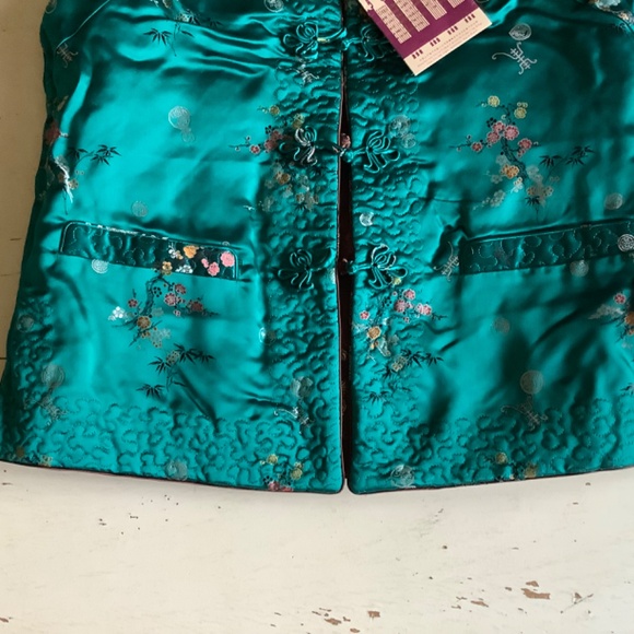 NWT Xin Jiang Camel Wool insulated Reversible teal & brown Satin Vest Large - Picture 6 of 8